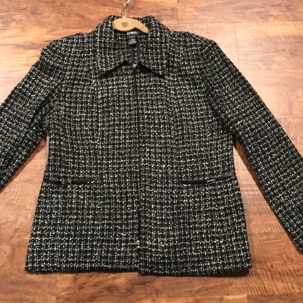 Erika Size 16 Black & White Jacket
